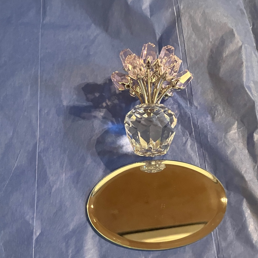 Swarovski Crystal Floral Display - Silver and Pink - Picture 5 of 9